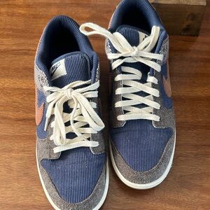 Nike men’s sneakers